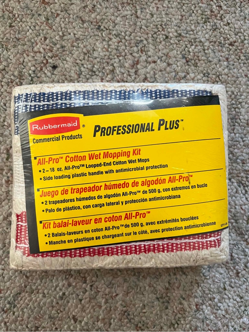 Rubbermaid Yellow and White Cotton Wet Mopping Kit